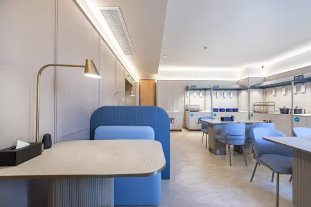 HanTing Hotel (Shanghai Jing'an Temple Wuding Road Subway Station)