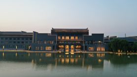 โรงแรมบ่อน้ำพุร้อนดีเจี้ยนหนานซาน (หัวซาน) ฉ่านซี