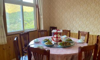 Lushan Julong Peak Farm Banquet Accommodation