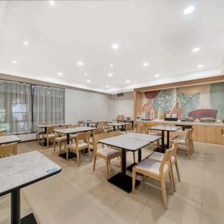 HanTing Hotel (Haiyan Xinqiao North Road)