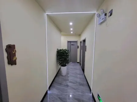 A small house in Padang Отели рядом с достопримечательностью «Badonglvcongpo Ski Field»