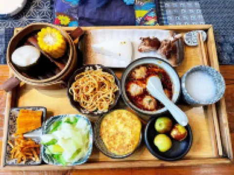 Yunfuli Hidden Homestay Anyue Lemon Flower City Private Hot Spring B&B