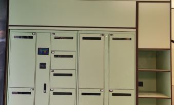 Donglin Yuehe Qingju Hotel (Children's Hospital Store on Altay Road, Urumqi)