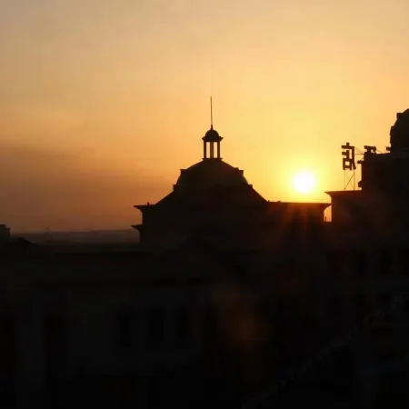 Dongchen Hotel (Lingwu Ningdong Branch)
