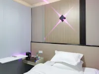 Dafang Zhongxin Business Hotel