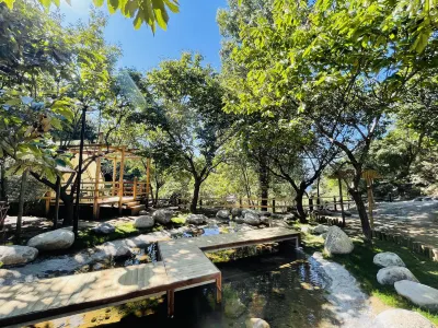 Grand Tennessee Valley Homestay Hotel a White Dragon Pool