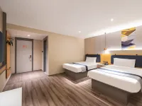 Homeinns·neo(Shenyang Zhannan 5th Road Subway Station Store) Hotels near Heping