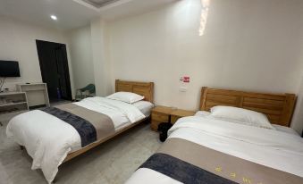 Ludian Longshi Hotel