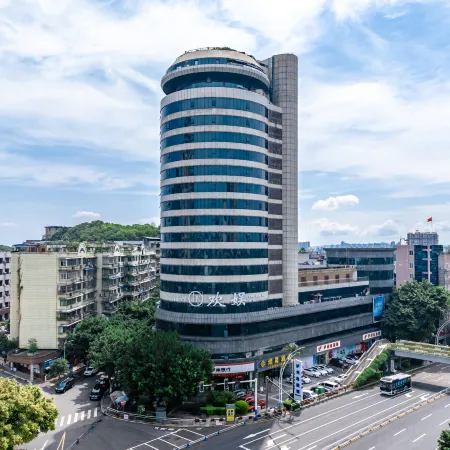 Yuch anden Hotel