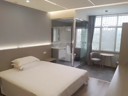 Guangshui Convenient Sunshine Hotel Отели рядом с достопримечательностью «Yintaishan Park and Zoo (South Gate)»