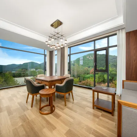 Vienna International Hotel (Yanting Longfenggu)