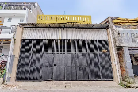 OYO 92871 Ciparay Residence Отели в г. Bojongsoang