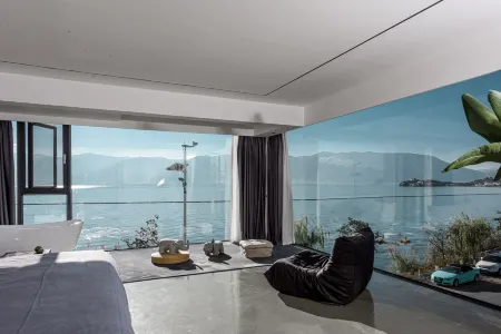Dali Shuanglang Jingyun. Qingfeng Seaview Inn