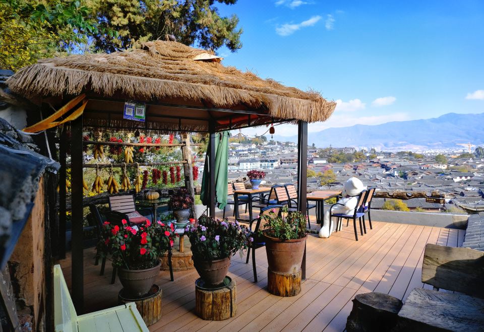 2. 플로랄 호텔 리..