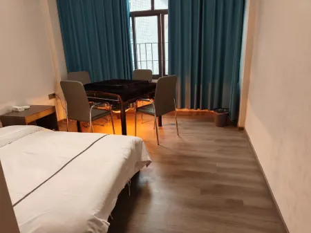 Wusheng Yuanlai Business Hotel (Shangdong Street Branch) Отели рядом с достопримечательностью «Yongshou Temple»