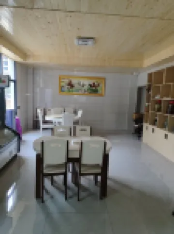 鶴峰山巒別院（屏山峽谷観光地）