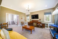 Whole Big Family House 9Bedrooms 4Baths