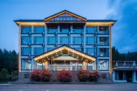 Shili Songjian Zhuxi Hot Spring Homestay Hotels near Forest Wild Camping Ground