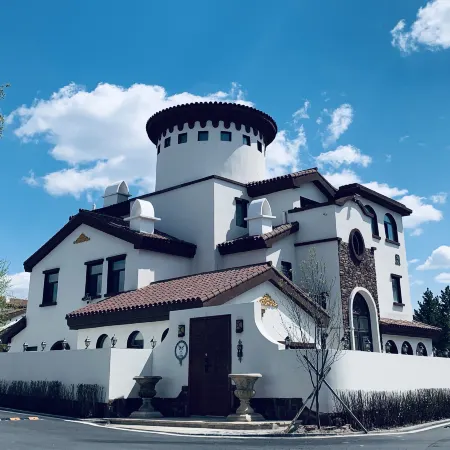 Jiade Manor