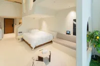 Yiyun Loft Lifestyle Hotel