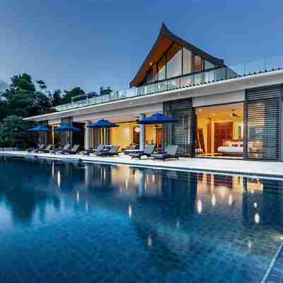 Super Luxury Seafront Villa Hotel Exterior