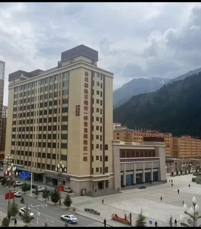 Diebu Cloud Impression Hotel