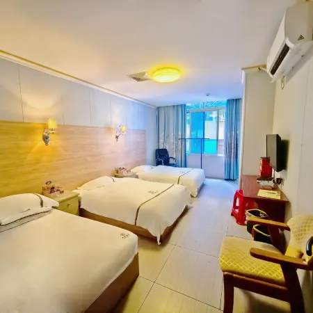 Huayi Hotel