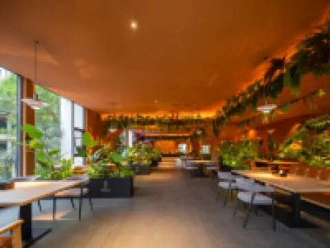 璞境花語藝術酒店（西雙版納景洪告莊西雙景星光夜市店）