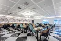 XANA Deluxe Hotel (Qingdao Taidong Pedestrian Street Beer Museum) - bar