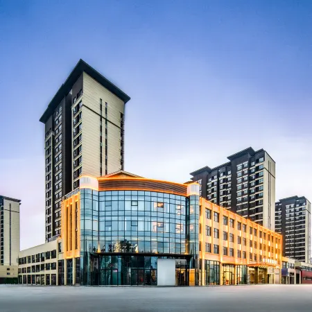 Jifeng International Hotel (Xinyang Xixian Xizhou Avenue Branch)