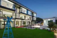 Mogan Moye and Ju Private Hot Spring Stream Tracing Design Villa
