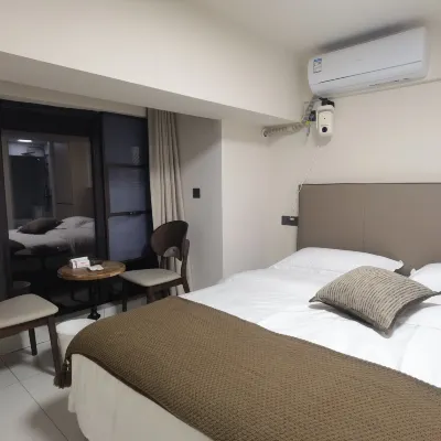 Ning · LemonTree Homestay (Yongchuan Love Square) Hotels near Yongchuannan Railway Station