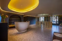 Qinhuangdao Jinghu Hotel