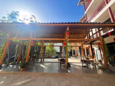 Qingchuan Jiashi Farmhouse