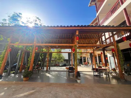 Qingchuan Jiashi Farmhouse Отели рядом с достопримечательностью «Qingxi Ancient City»