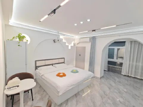 Changchun Yunyi Homestay (Jilin University First Hospital) Hotel di 