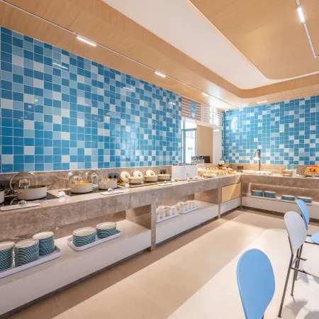 Home lnn (Luoyang Xin'an Jianhe Avenue Store)