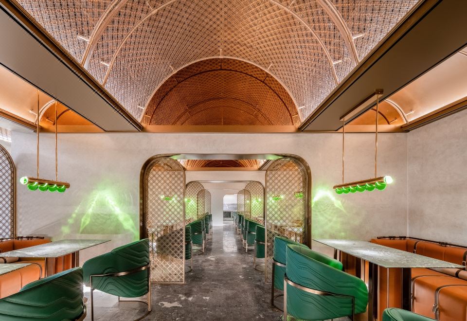 스카이 가든 호텔의 깔끔하고 스마트한 객실 내부