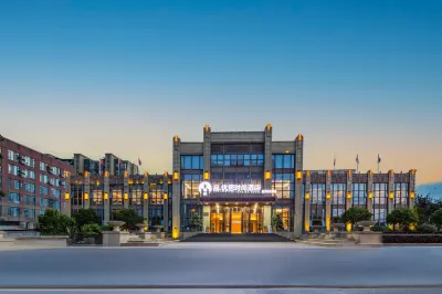 Pin.Youju Fashion Hotel (Panlongcheng Branch, Tianhe Airport) 동부백련 아울렛 플라자 주변 호텔