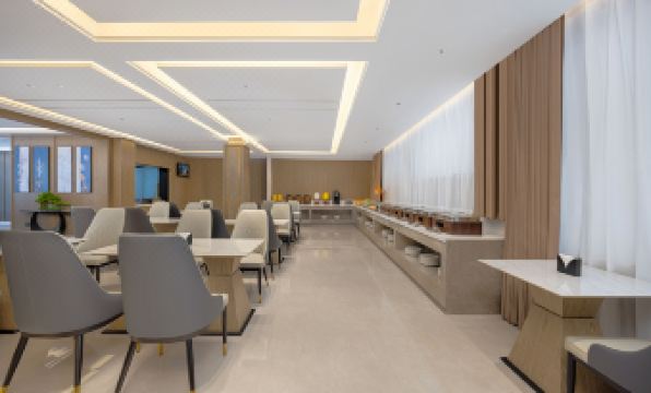 ECharm PLUS Hotel (Jiuzhaigou show of thousands)