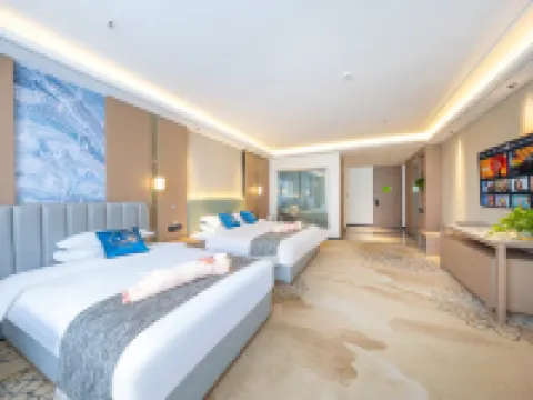 Delingha Kunlun Grand Hotel Hotels in Delingha