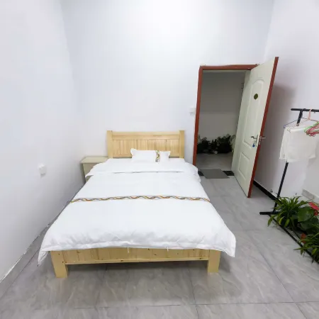 Backpacker E sports Youth Hostel