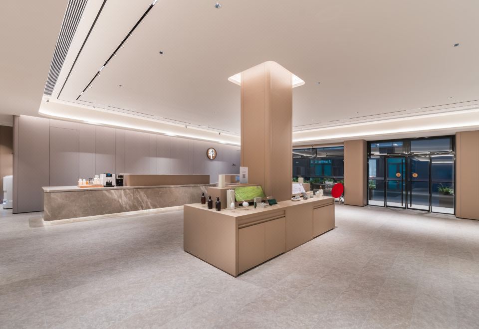 Ji Hotel 로비