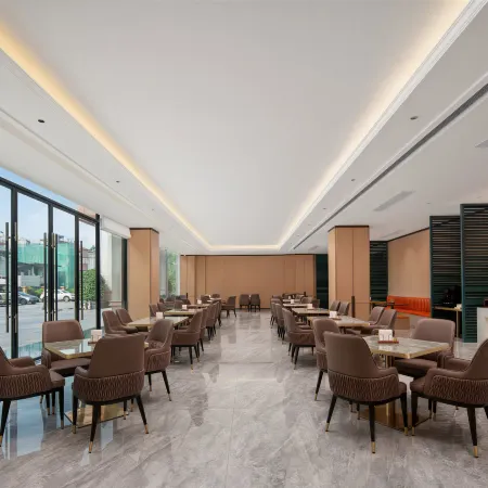 Yizhi Hotel Wanlong Asian Music Fountain