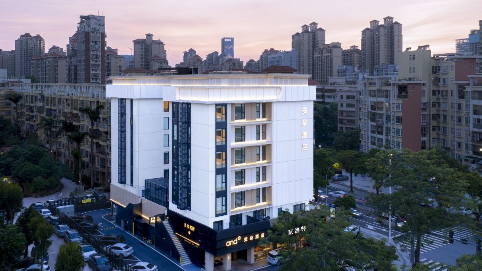 Ando Hotel