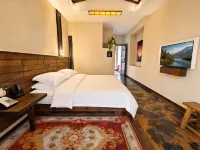 Rockland Meisu Hotel (Daocheng Yading Scenic Area Visitor Center) - balcony
