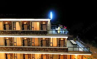 Antarctica Linghai Homestay