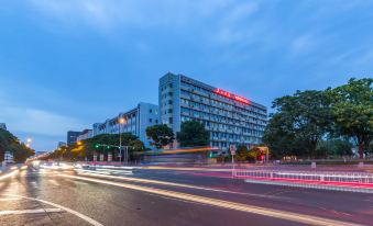 Beifang Langyue Hotel (Beijing Drum Tower)