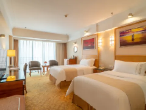 Blue Horizon International Hotel Hotels in Dongying