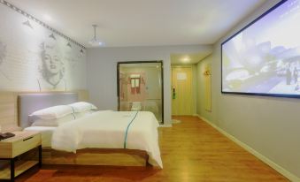 Meng Qianbaidu Movie Hotel